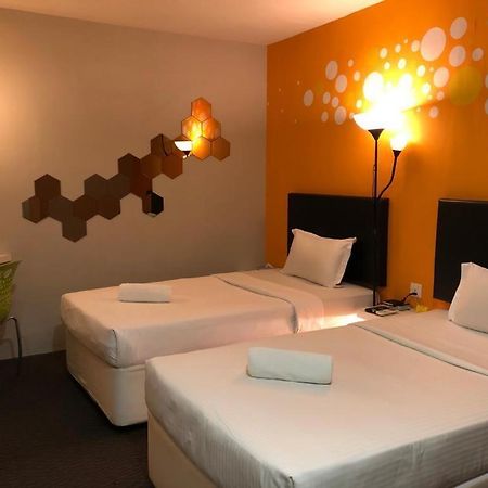 Hotel Zamburger Bliss Johor Bahru Exterior photo